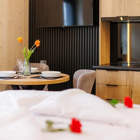 Harmony Land Vip Z Sauna I Jacuzzi By Royal Aparts Sklářská Poruba