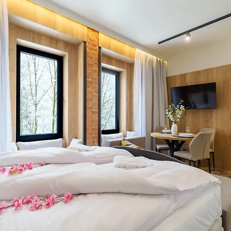 Harmony Land Vip Z Sauna I Jacuzzi By Royal Aparts Sklářská Poruba